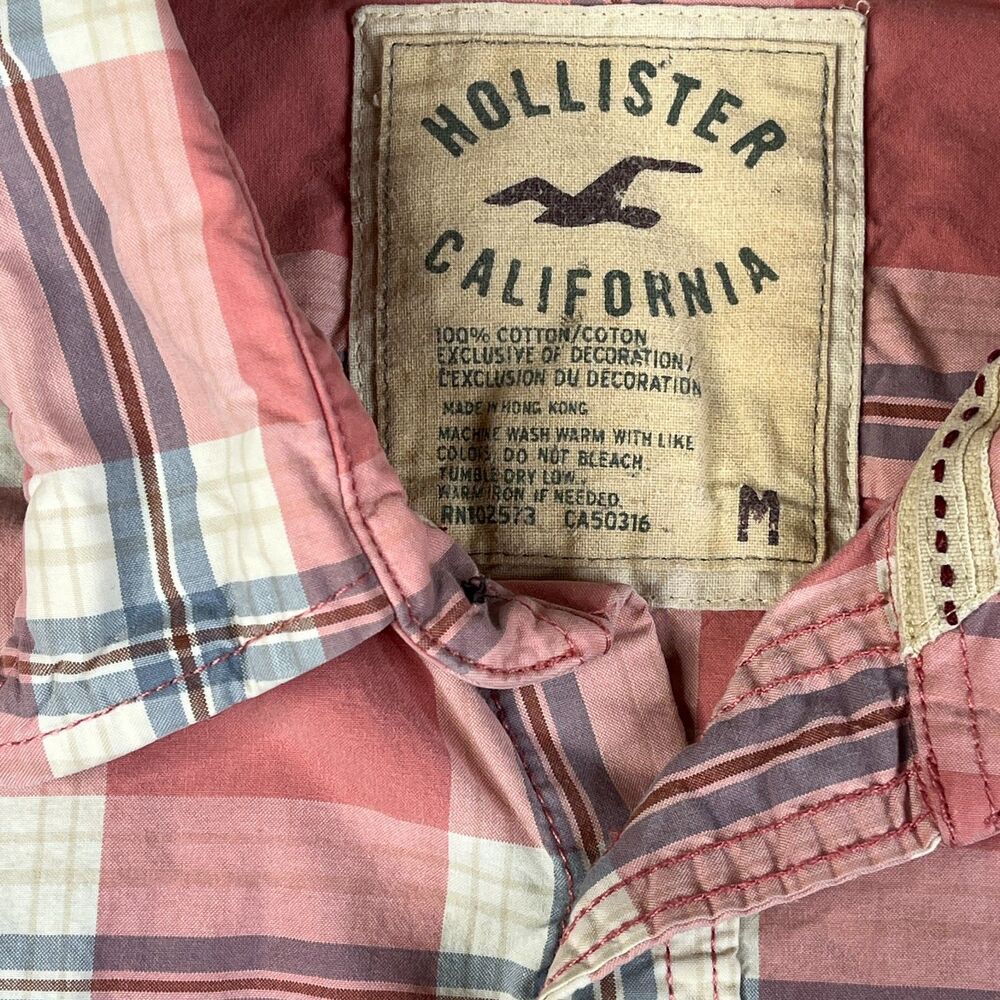 Hollister Men’s Coral Pink Plaid Button-Down Shirt - Picture 4 of 10